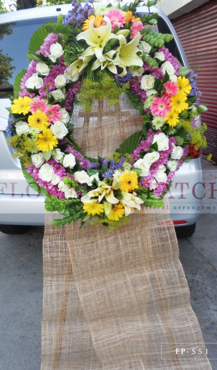 Funeral Flowers - Wreath Arrangement of Roses, Lilies, Gerberas, Mums and Statice