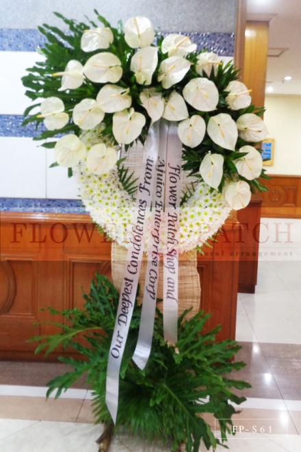 Wreath Arrangement of White Anthuriums & Mums | Sympathy & Funeral Flowers Delivery
