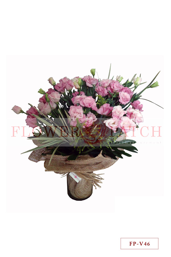 1 Dozen Stems of Lisianthus in a Vase