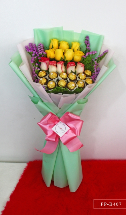 Bouquet of 1 Dozen Imported Roses and Ferrero Rocher Chocolates