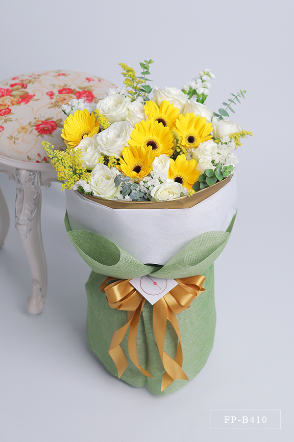 FP-B410 Bouquet of 12 Imported Roses and 6 Gerberas