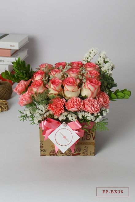 1 Dozen Imported Roses & 6 Carnations in a Box