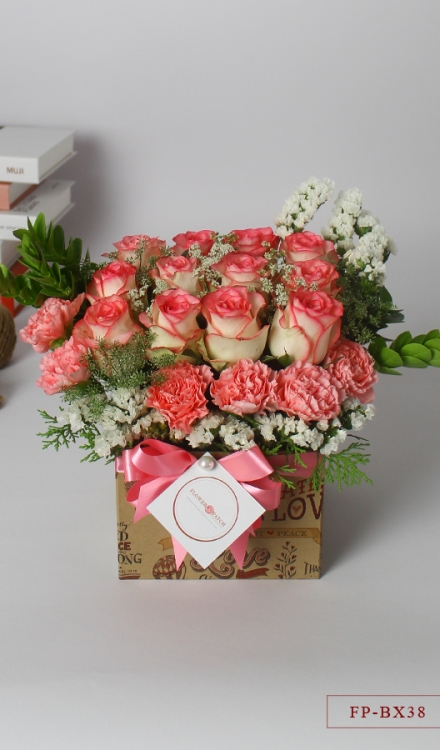 1 Dozen Imported Roses & 6 Carnations in a Box