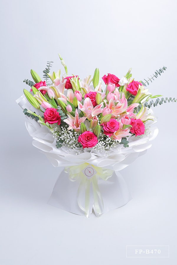 FP-B470 Bouquet 9 Ecuadorian Roses, 9 Tulips and 9 Stems of Stargazer Lily