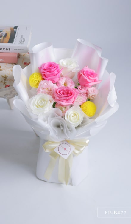 Bouquet of 6 Imported Roses, 2 Ping Pong Mums and 3 Stems of Lisianthus