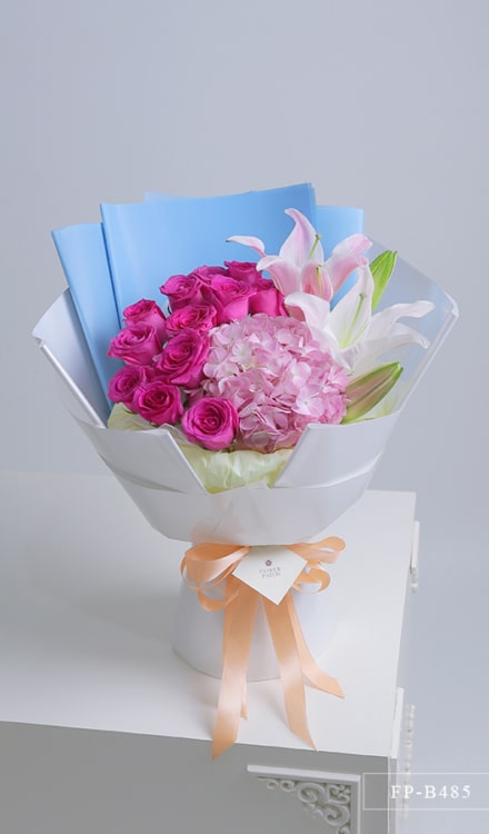 Bouquet of 12 Imported Roses, 1 Hydrangea and 1 Stem Stargazer Lily